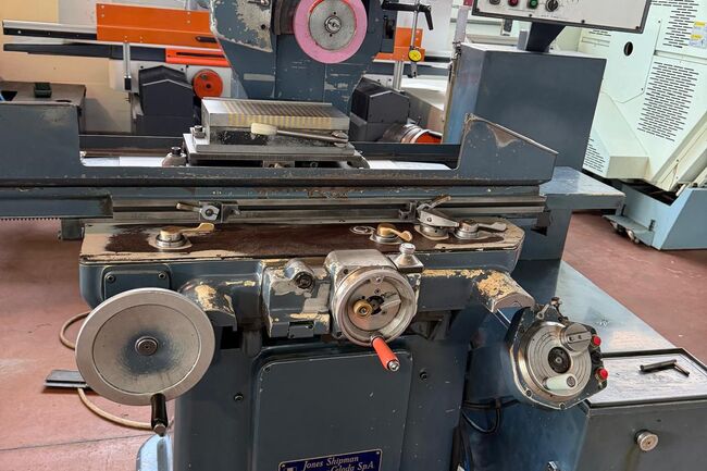 Rivendita Rettifica tangenziale JONES & SHIPMAN 1400  usata